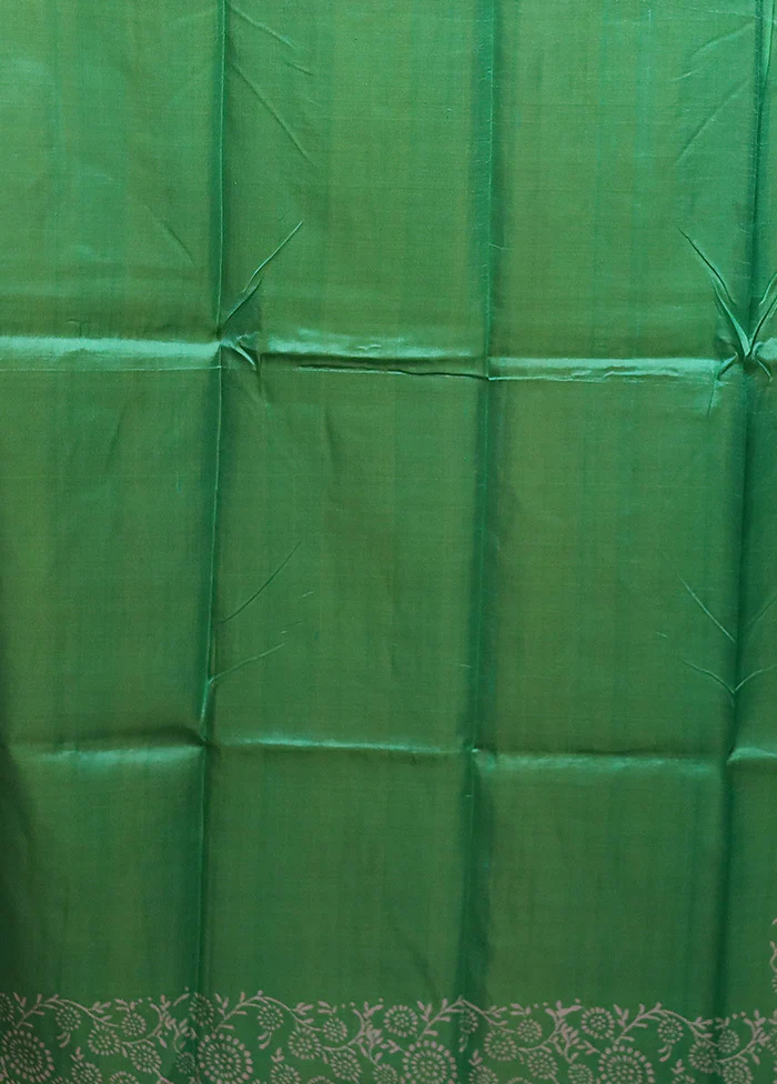 Green Pure Bishnupuri Silk Saree Without Blouse Piece - Image 5