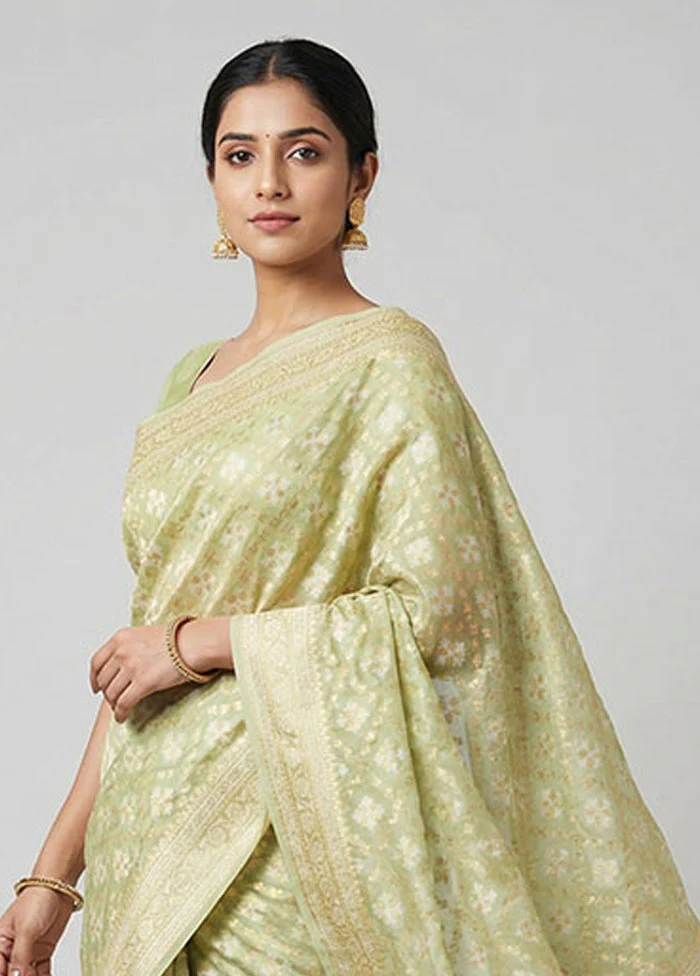 Green Pure Cotton Saree With Blouse Piece