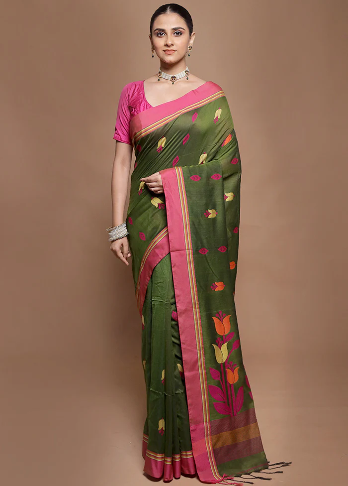 Green Pure Cotton Saree With Blouse Piece