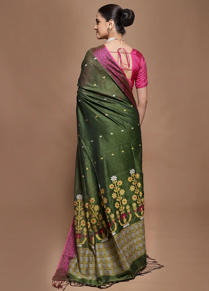 Green Pure Cotton Saree With Blouse Piece - Image 3