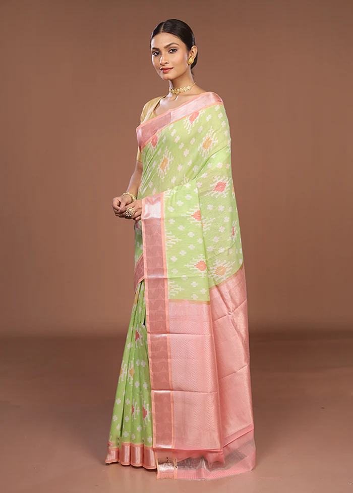 Green Pure Cotton Saree With Blouse Piece - Image 4