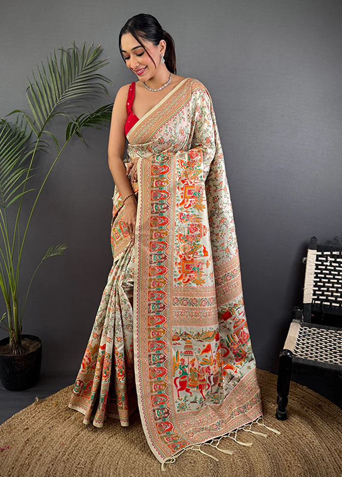 Green Spun Silk Saree With Blouse Piece