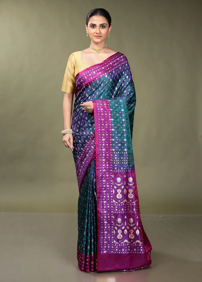 Green Tanchoi Silk Saree With Blouse Piece - Image 2