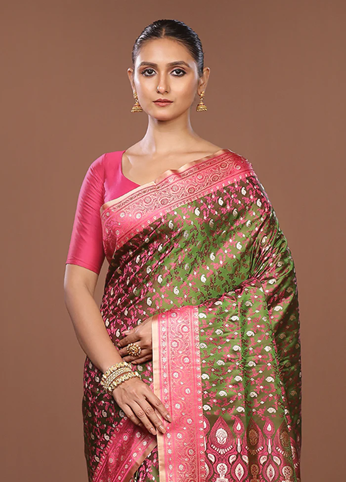 Green Tanchoi Silk Saree With Blouse Piece