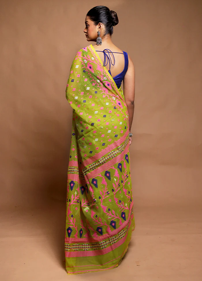 Green Tant Jamdani Saree Without Blouse Piece - Image 3