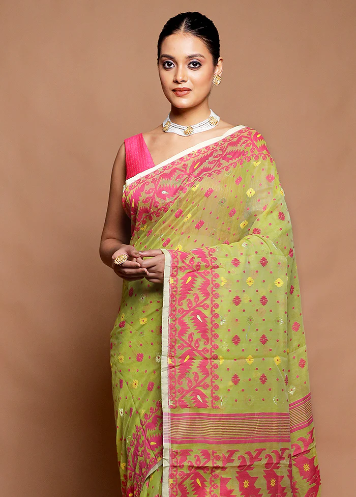 Green Tant Jamdani Saree Without Blouse Piece - Image 2