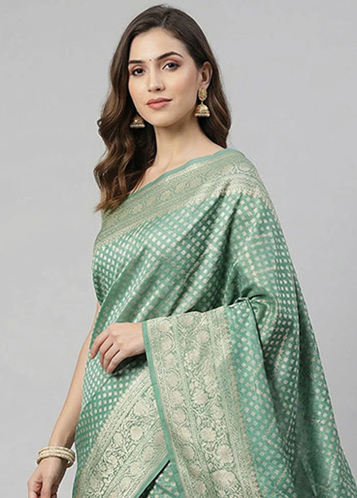 Green Tissue Silk Saree With Blouse Piece - Image 2