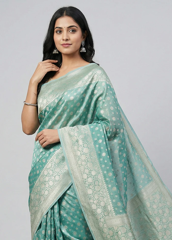 Green Tissue Silk Saree With Blouse Piece - Image 2