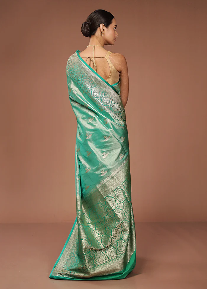 Green Tissue Silk Saree With Blouse Piece - Image 3