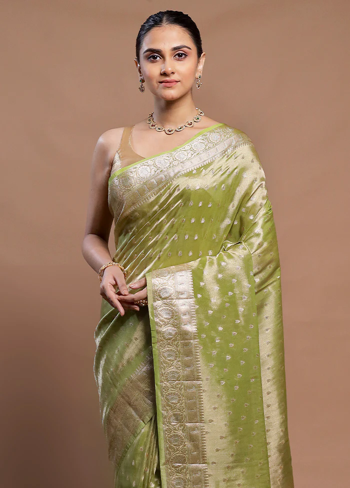 Green Tissue Silk Saree With Blouse Piece - Image 2