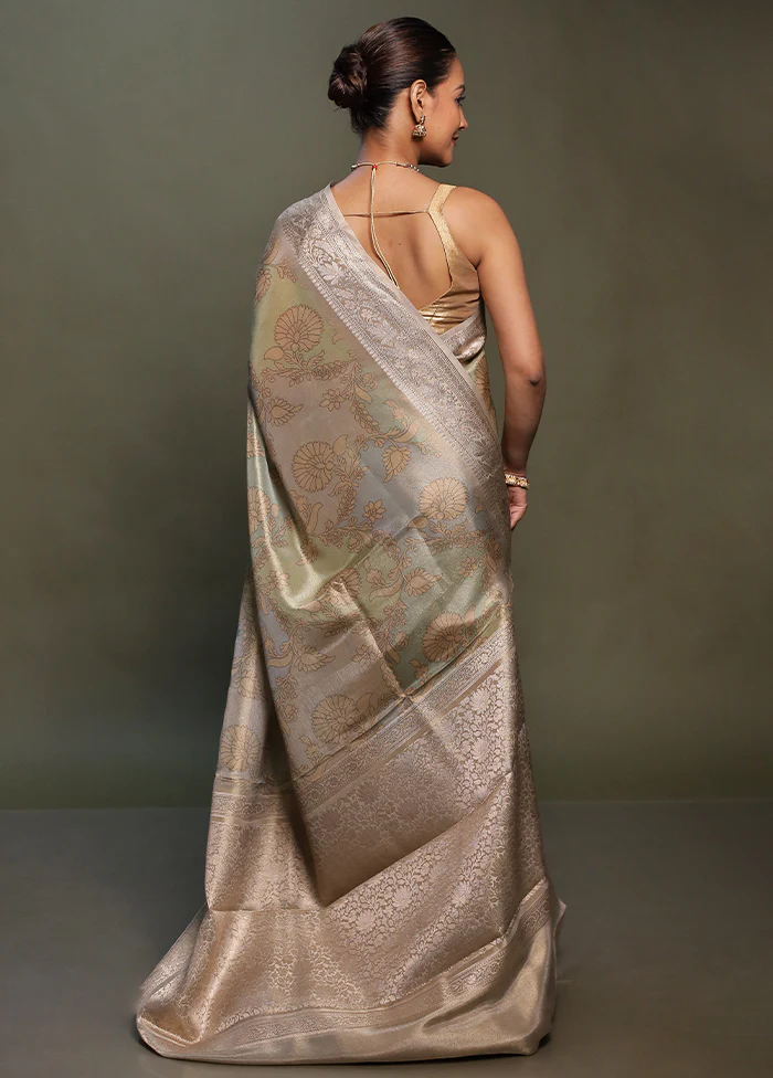 Green Tissue Silk Saree With Blouse Piece - Image 3