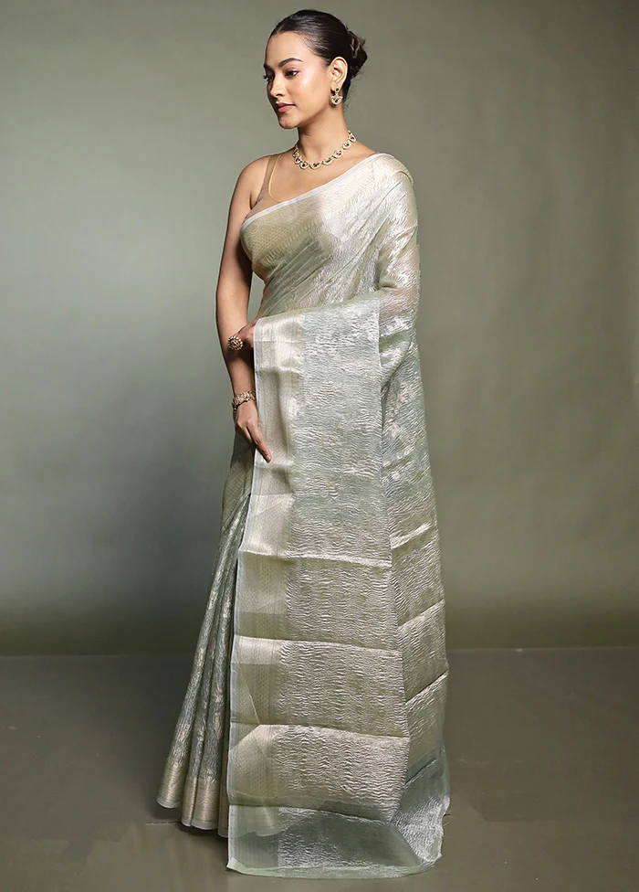Green Crushed Tissue Silk Saree With Blouse Piece - Image 4