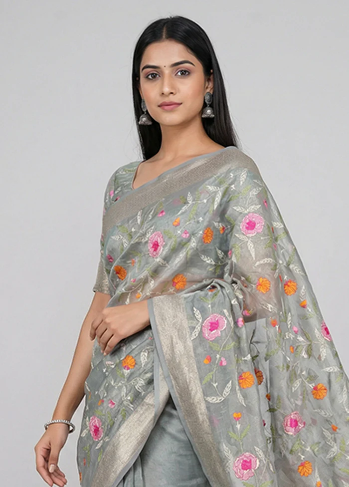 Green Tissue Silk Saree With Blouse Piece - Image 2