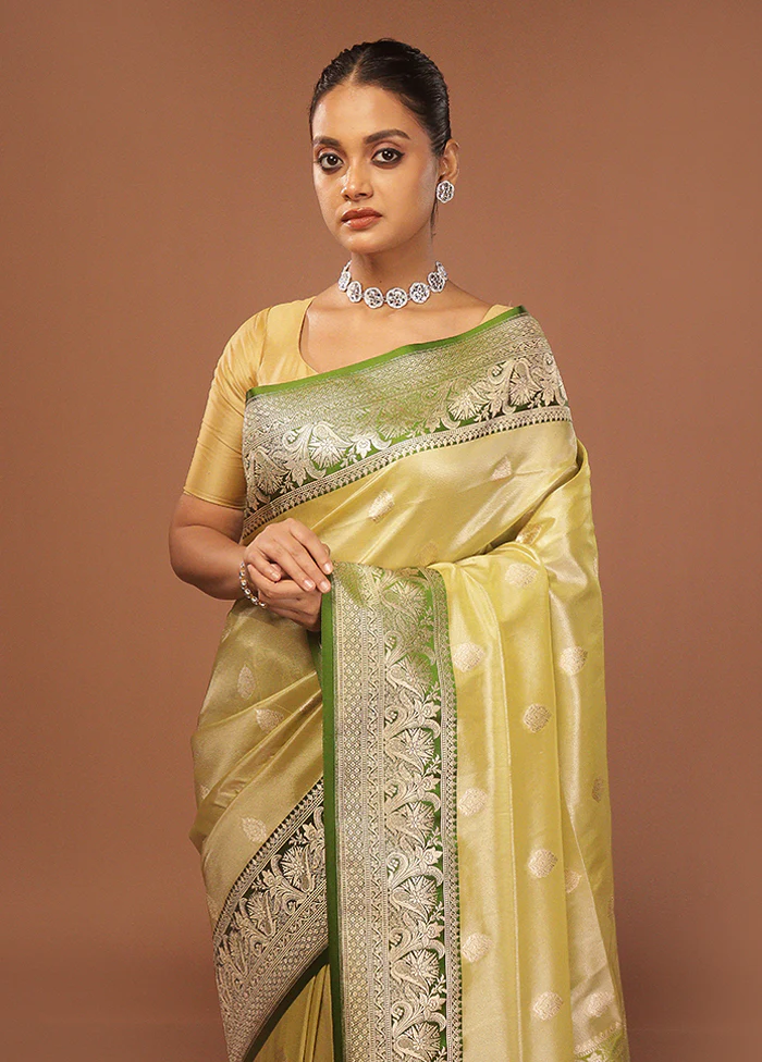 Green Tissue Silk Saree With Blouse Piece