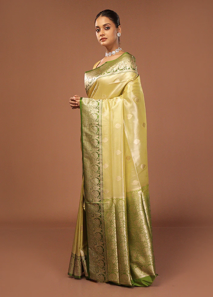 Green Tissue Silk Saree With Blouse Piece - Image 4