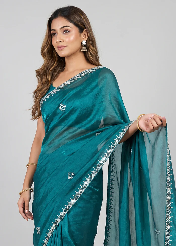 Green Tissue Silk Saree With Blouse Piece - Image 2
