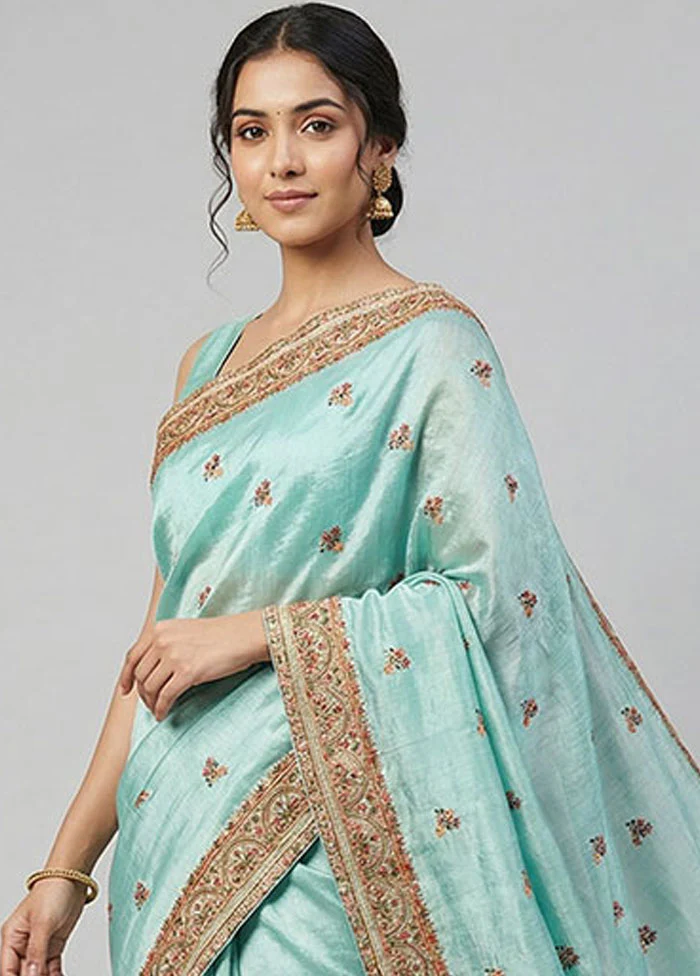 Green Tissue Silk Saree With Blouse Piece - Image 2