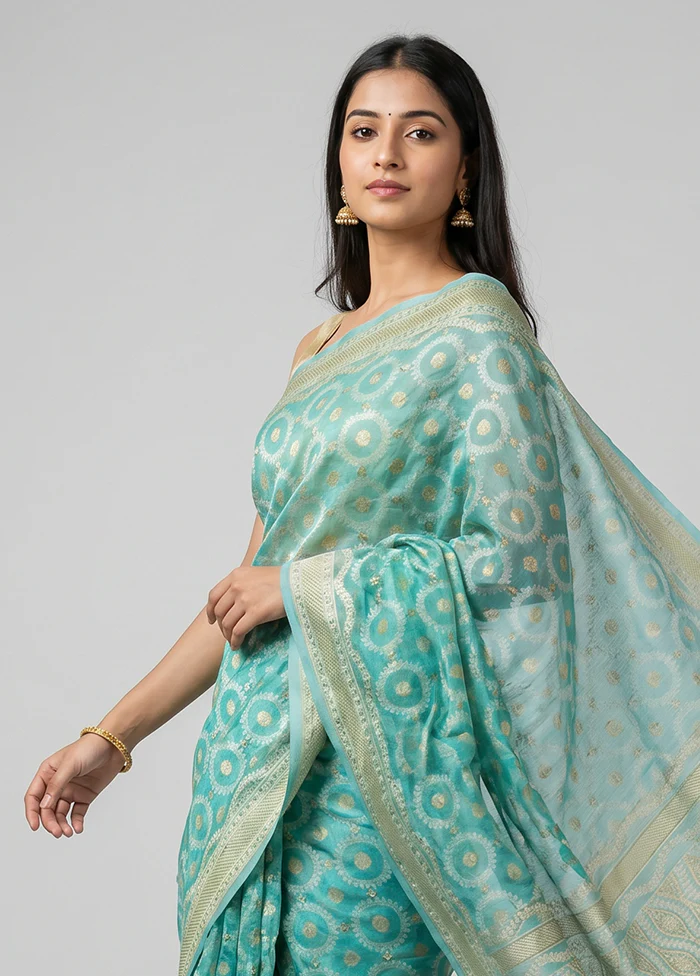 Green Tissue Silk Saree With Blouse Piece - Image 2