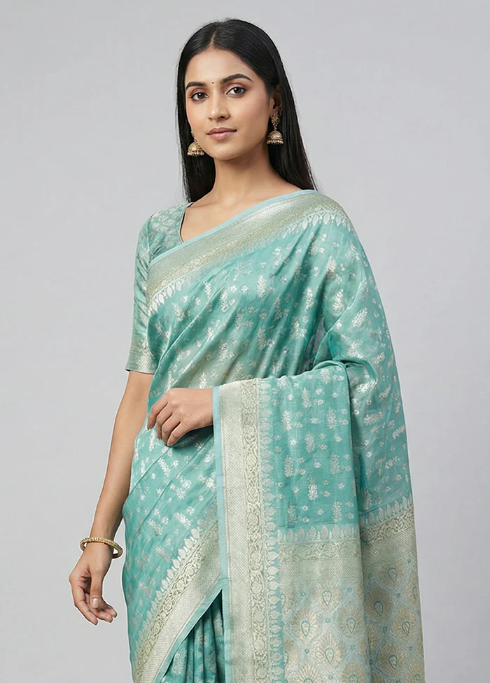 Green Tissue Silk Saree With Blouse Piece - Image 2