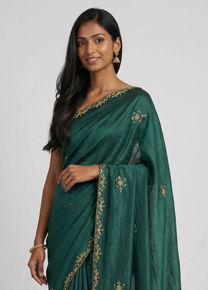 Green Tissue Silk Saree With Blouse Piece - Image 2