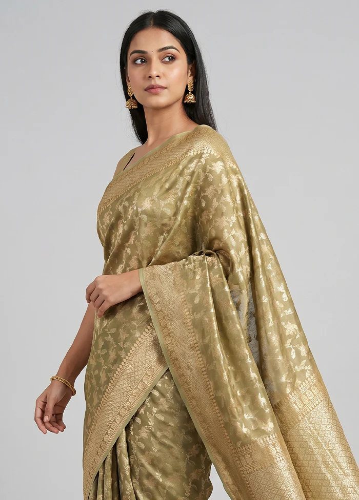 Green Tissue Silk Saree With Blouse Piece - Image 2