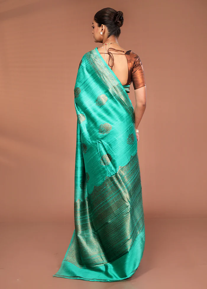 Green Tussar Pure Silk Saree With Blouse Piece - Image 3
