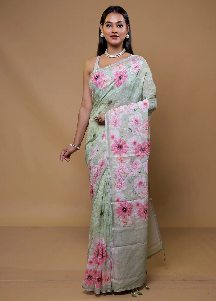 Green Tussar Silk Saree With Blouse Piece - Image 2