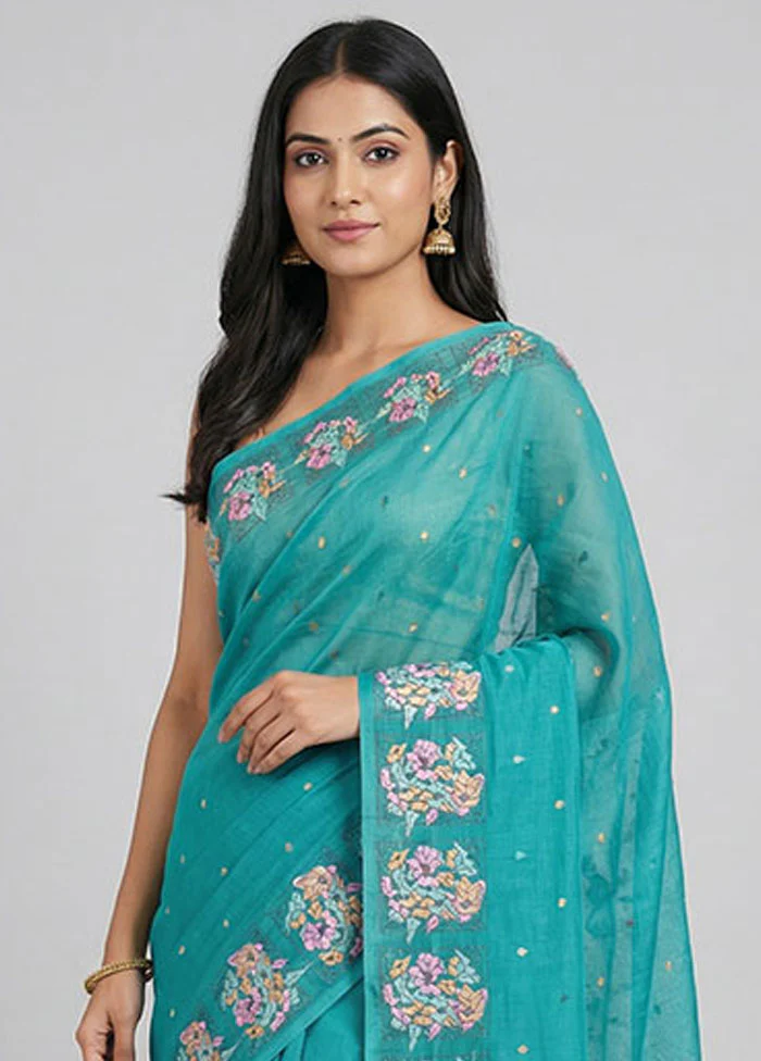 Green Tussar Silk Saree With Blouse Piece - Image 2