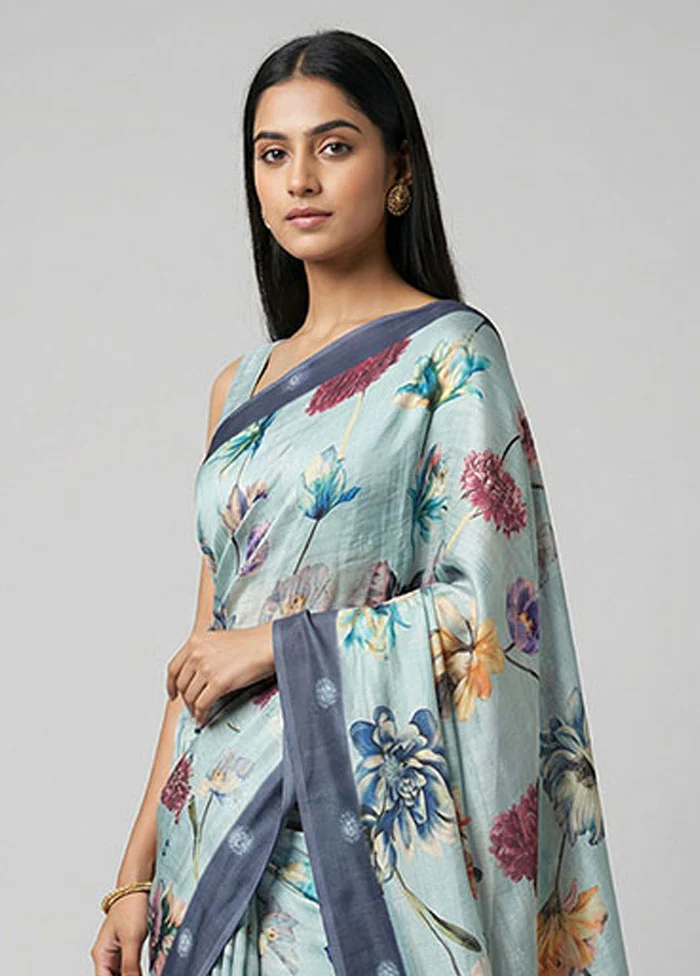 Green Tussar Silk Saree With Blouse Piece - Image 2
