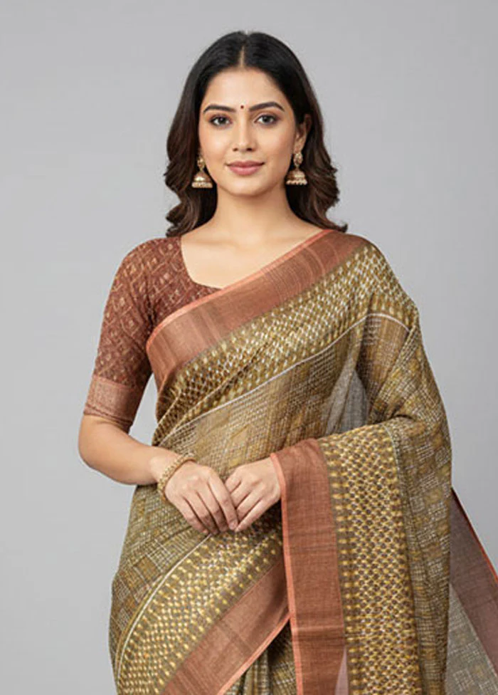 Green Tussar Silk Saree With Blouse Piece - Image 2