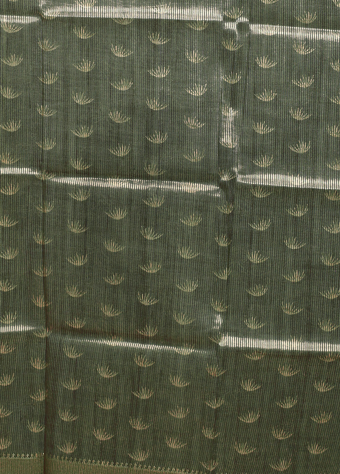 Green Tussar Silk Saree With Blouse Piece - Image 5