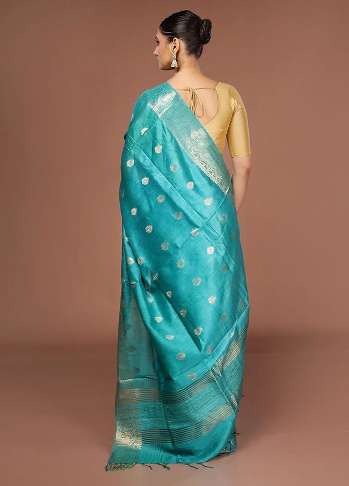 Green Tussar Silk Saree With Blouse Piece - Image 3