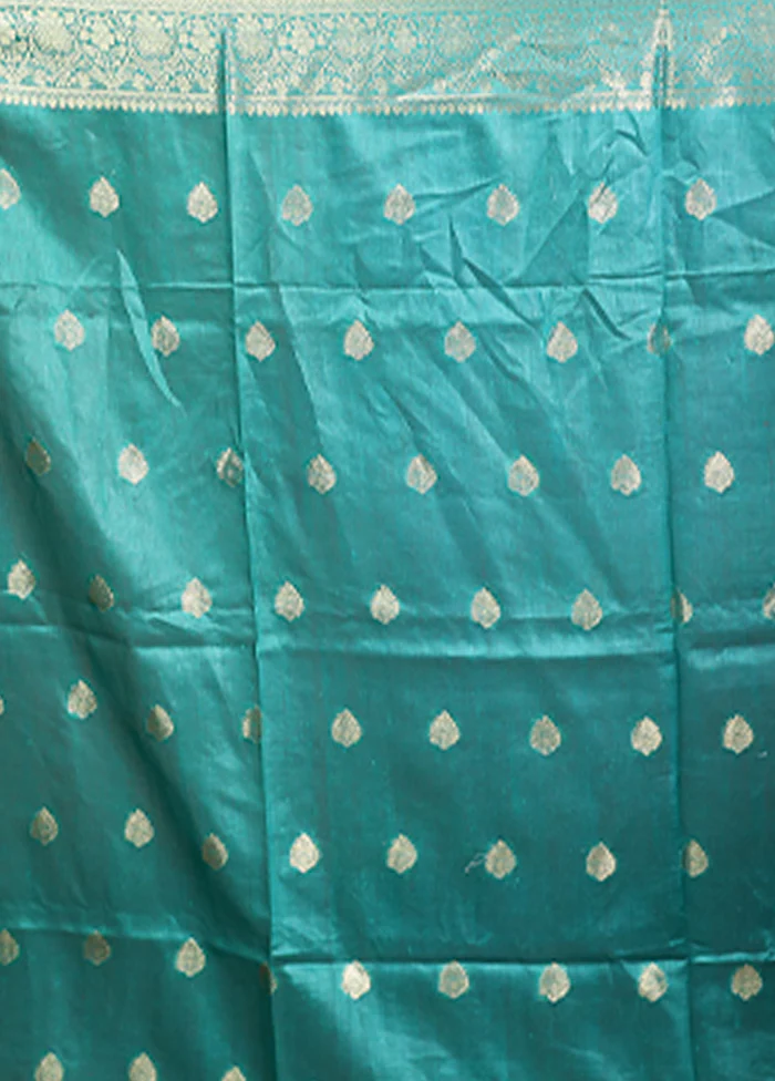 Green Tussar Silk Saree With Blouse Piece - Image 5