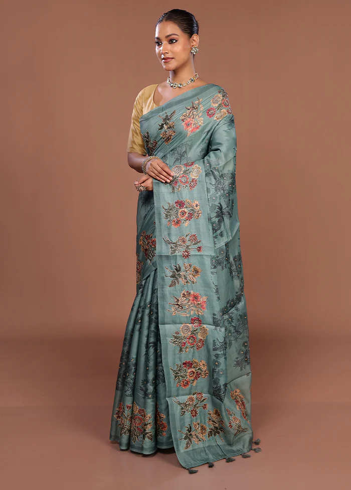 Green Tussar Silk Saree With Blouse Piece - Image 4