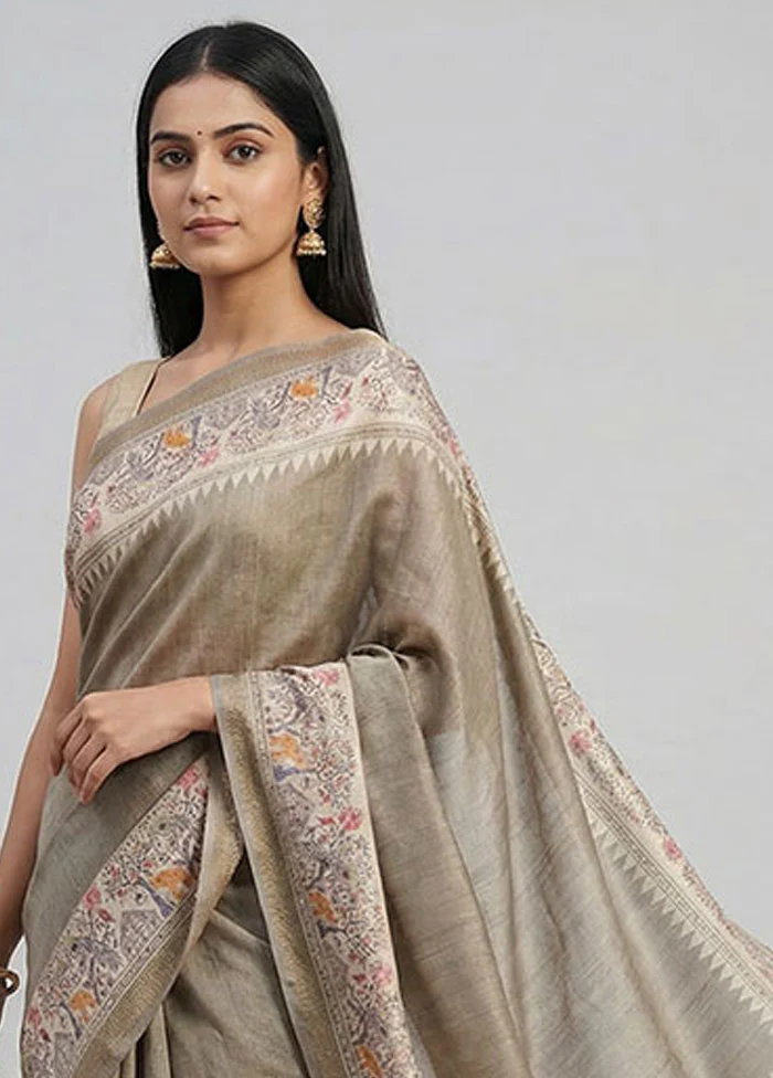 Green Tussar Silk Saree With Blouse Piece - Image 2