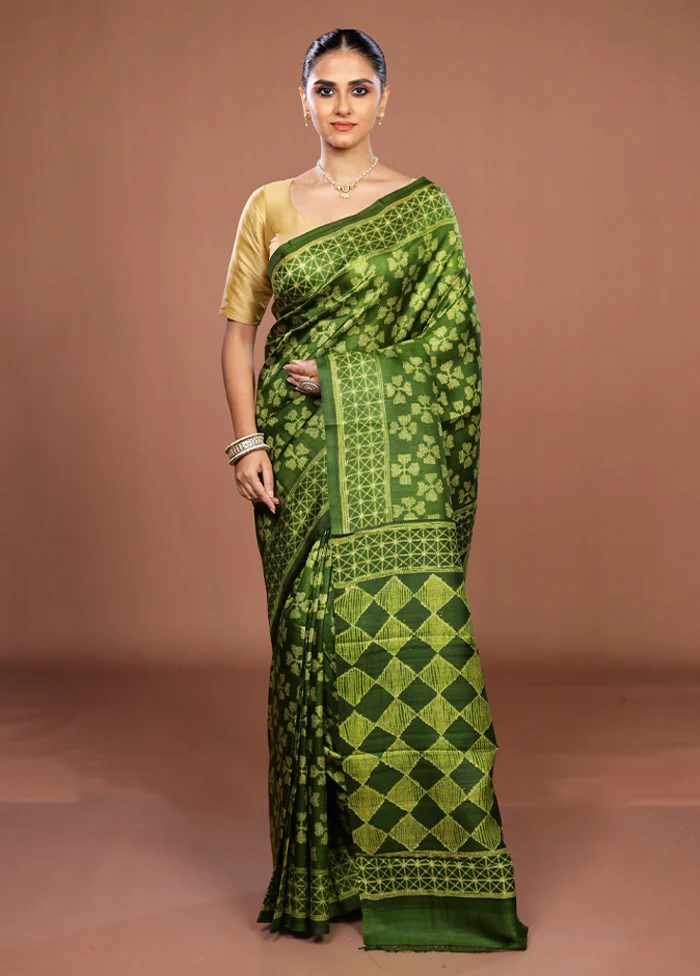 Green Tussar Silk Saree With Blouse Piece - Image 2