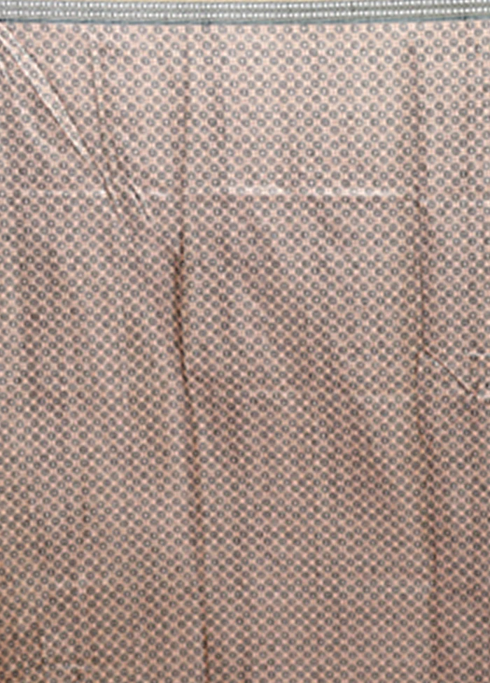 Green Tussar Silk Saree With Blouse Piece - Image 5