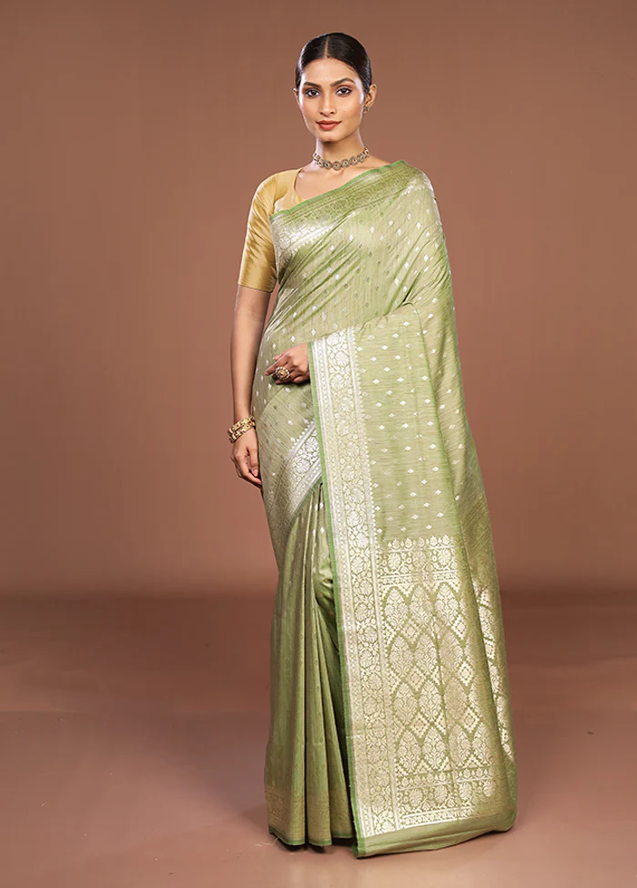 Green Tussar Silk Saree With Blouse Piece - Image 2