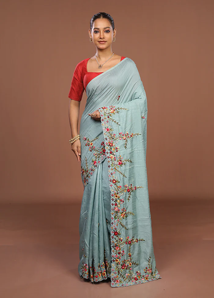 Green Tussar Silk Saree With Blouse Piece - Image 2