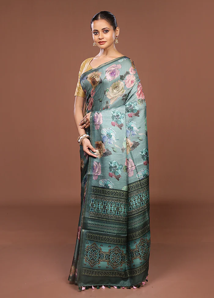 Green Tussar Silk Saree With Blouse Piece - Image 4