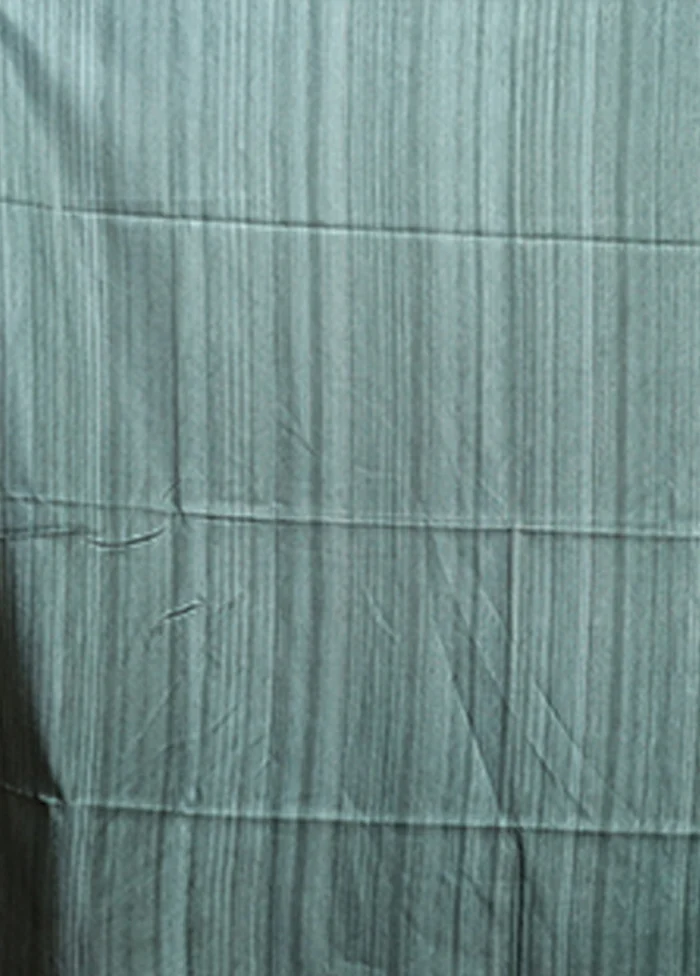 Green Tussar Silk Saree With Blouse Piece - Image 5