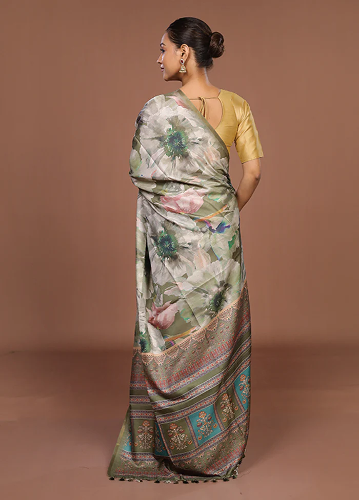 Green Tussar Silk Saree With Blouse Piece - Image 3