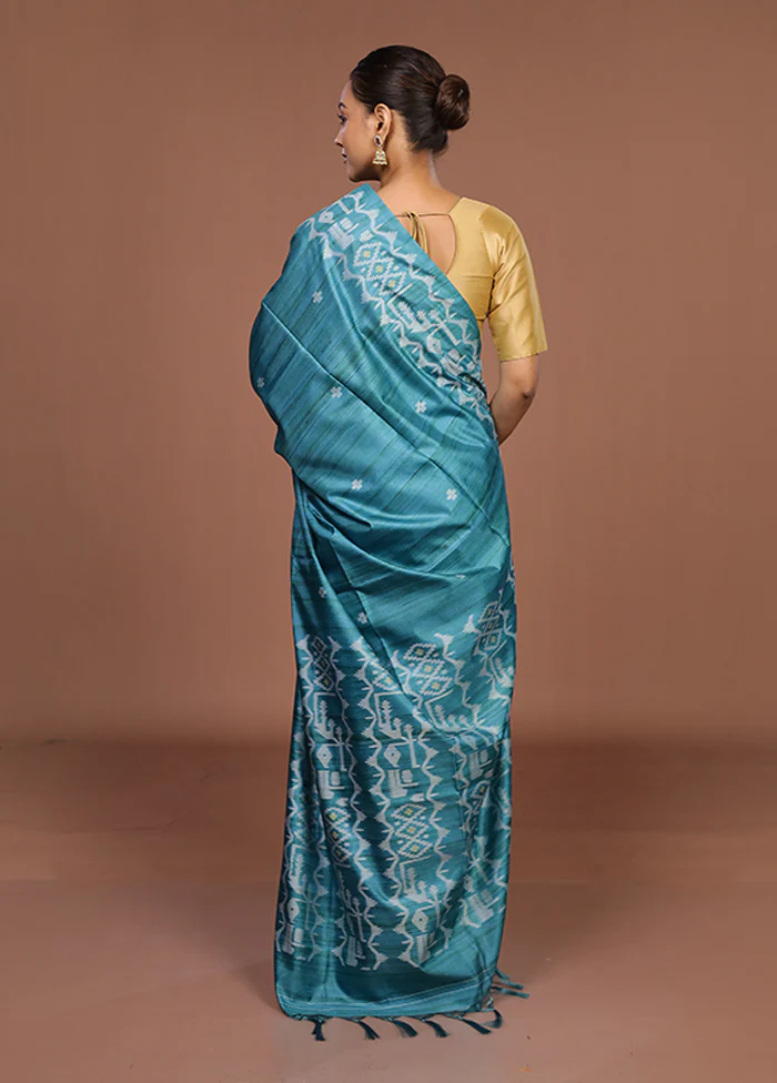 Green Tussar Silk Saree With Blouse Piece - Image 3