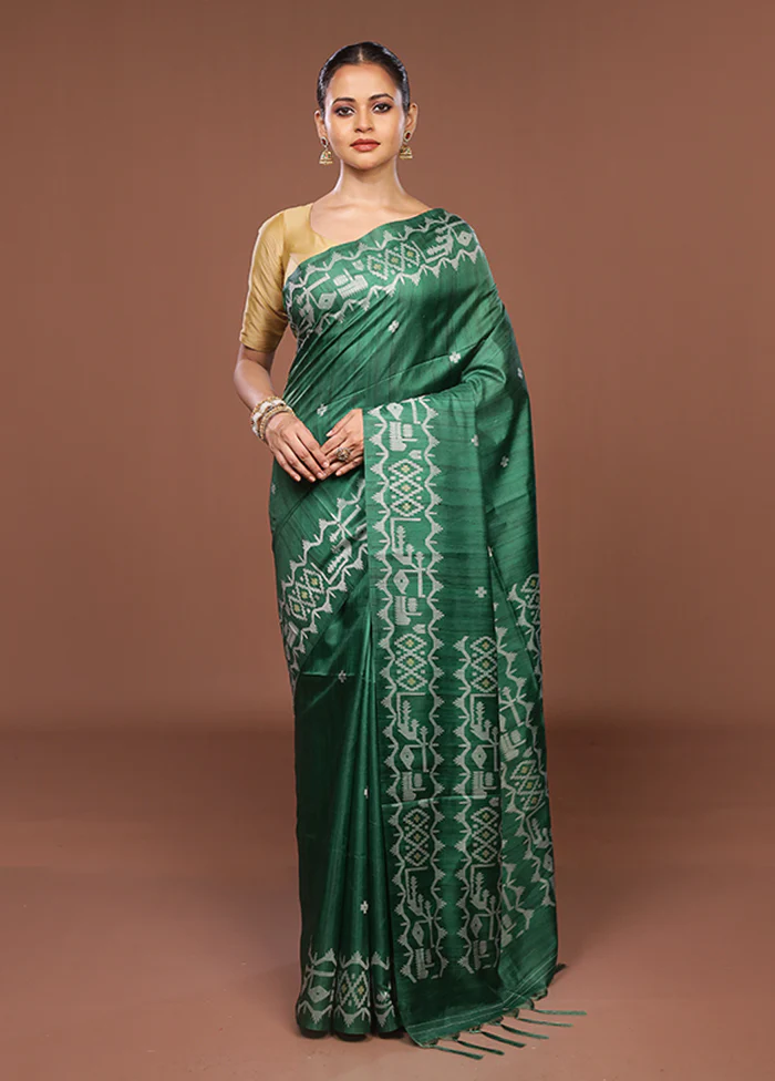 Green Tussar Silk Saree With Blouse Piece - Image 2