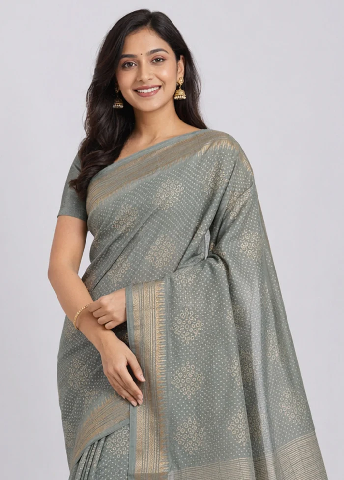 Green Tussar Silk Saree With Blouse Piece - Image 2