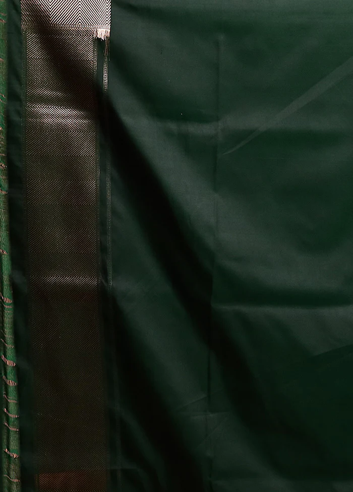 Green Uppada Silk Saree With Blouse Piece - Image 5