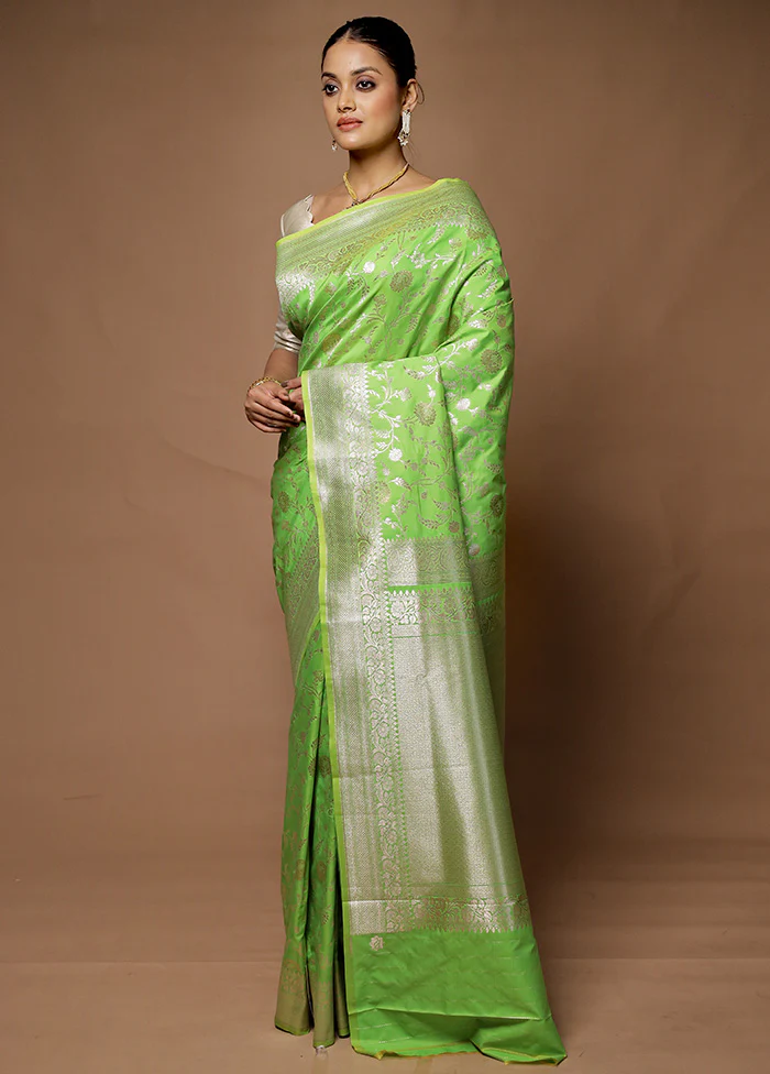 Green Uppada Silk Saree With Blouse Piece - Image 4