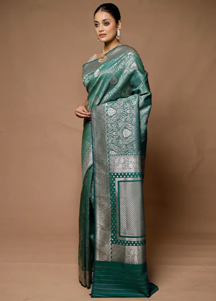 Green Uppada Silk Saree With Blouse Piece - Image 4