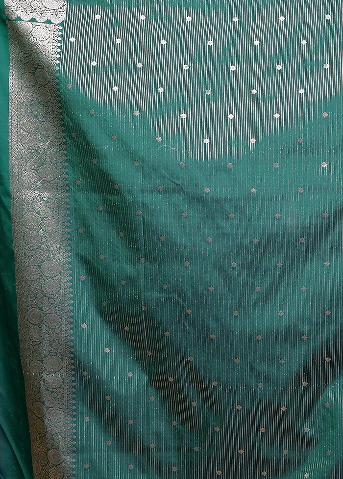 Green Uppada Silk Saree With Blouse Piece - Image 5