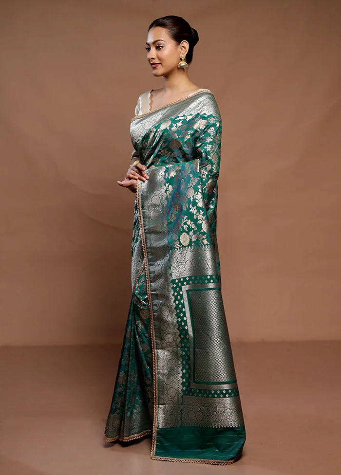 Green Uppada Silk Saree With Blouse Piece - Image 4